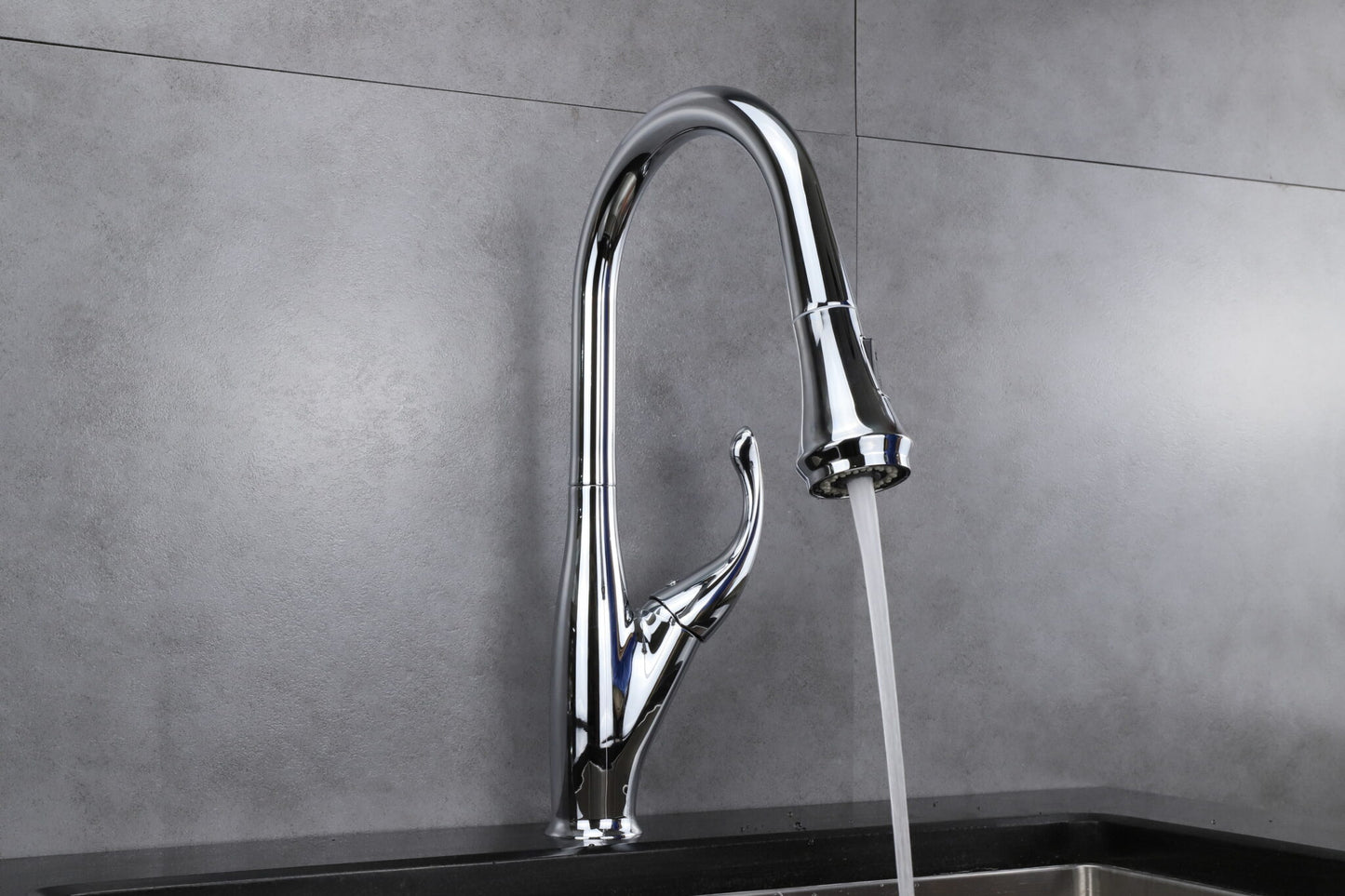 Garbatella Brass Kitchen Faucet w/ Pull Out Sprayer - Chrome
