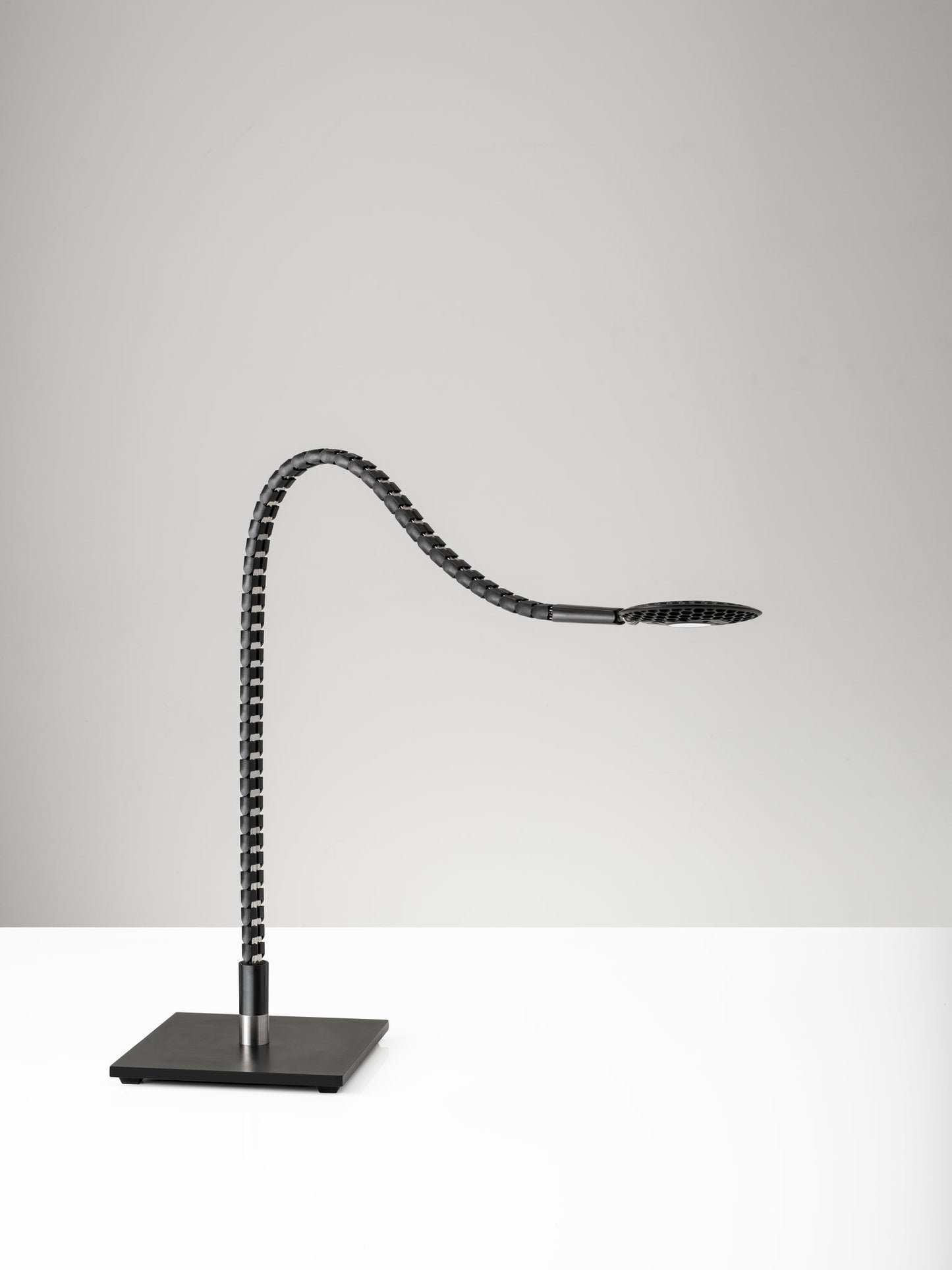 ADS360 Natrix LED Desk Lamp