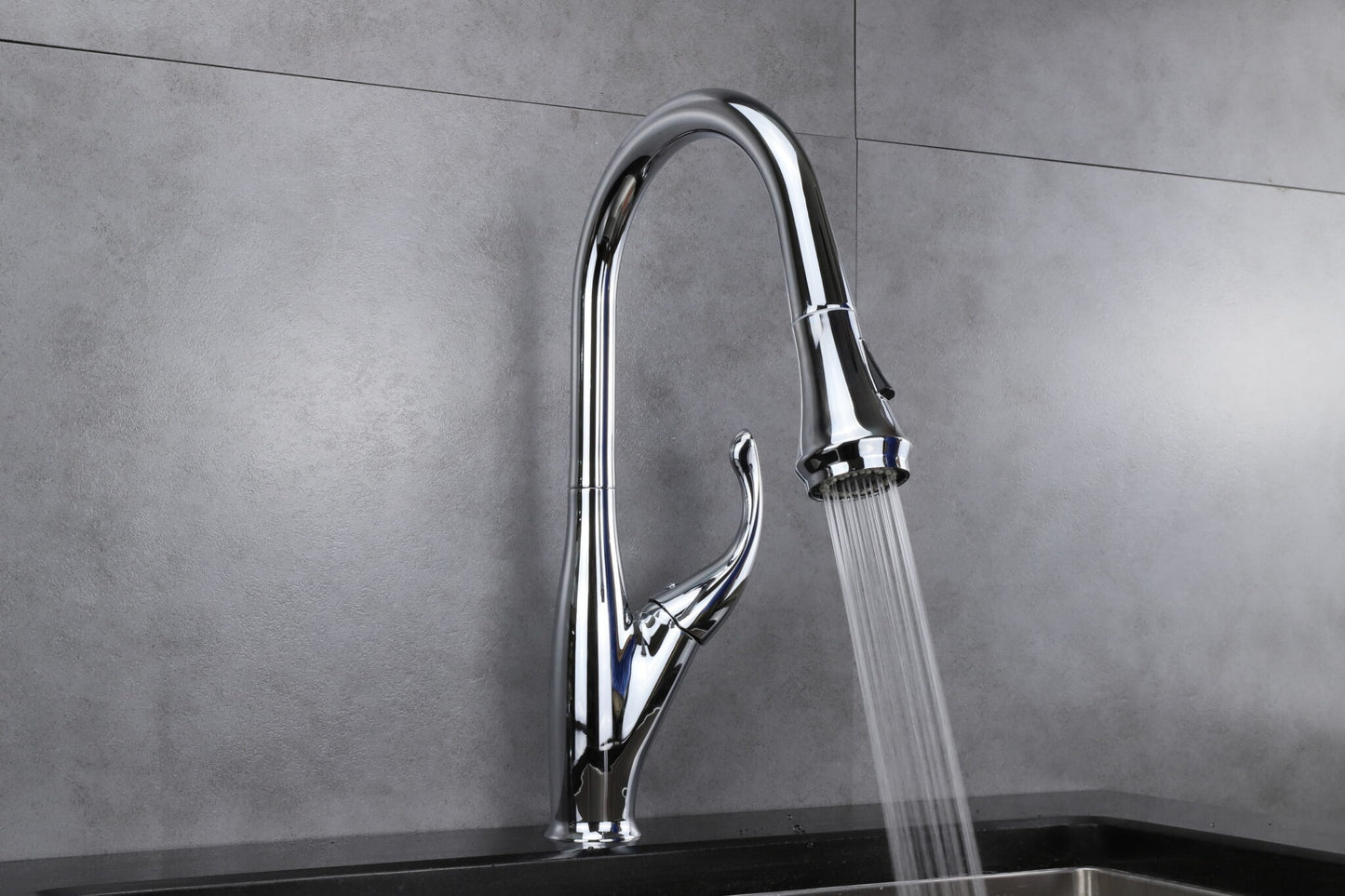 Garbatella Brass Kitchen Faucet w/ Pull Out Sprayer - Chrome
