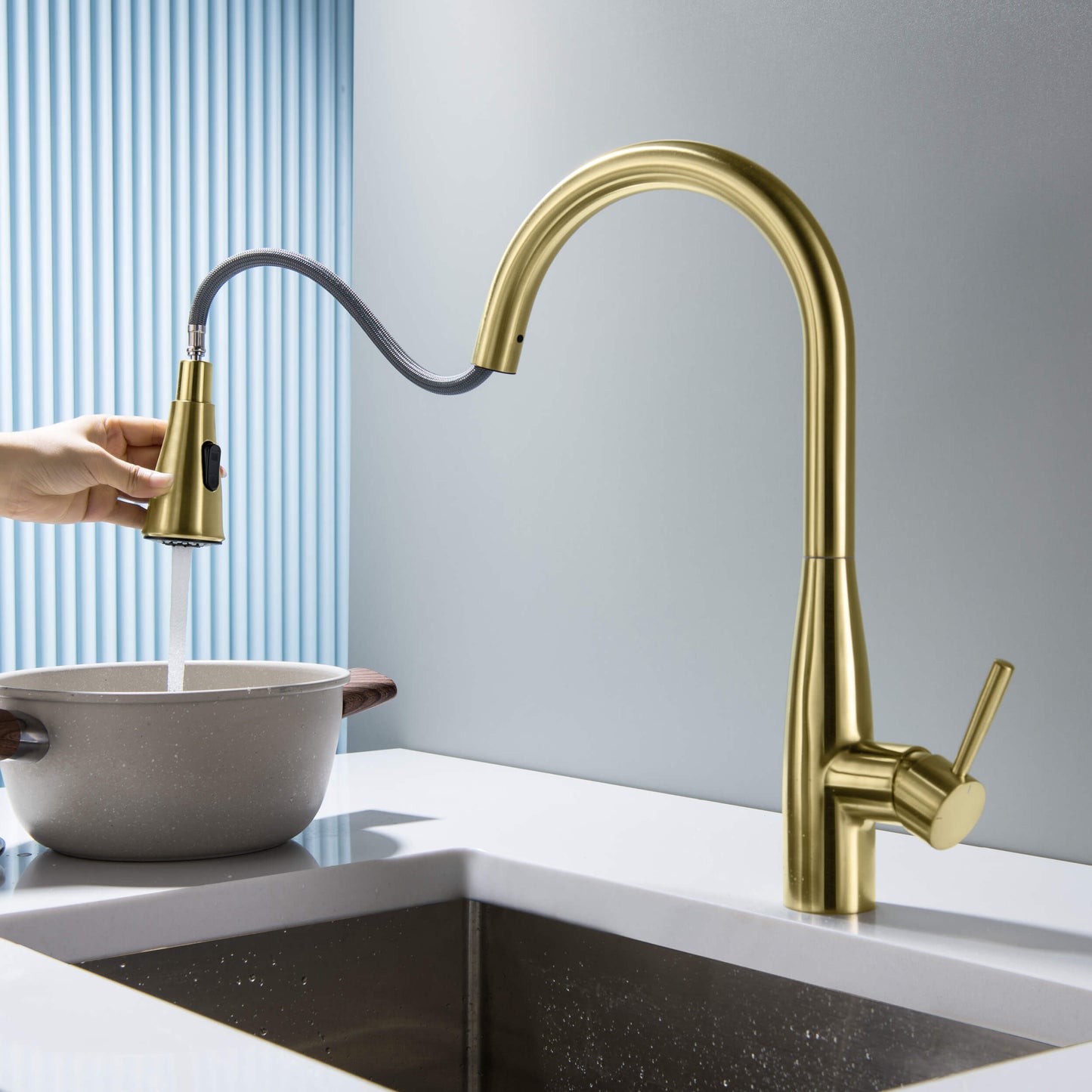 Bari-T Single Handle Pull Down Kitchen Sink Faucet – KKF2016
