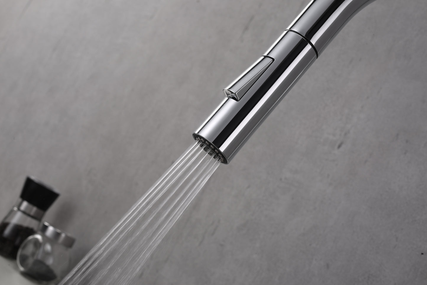 Olivi Brass Kitchen Faucet w/ Pull Out Sprayer - Chrome
