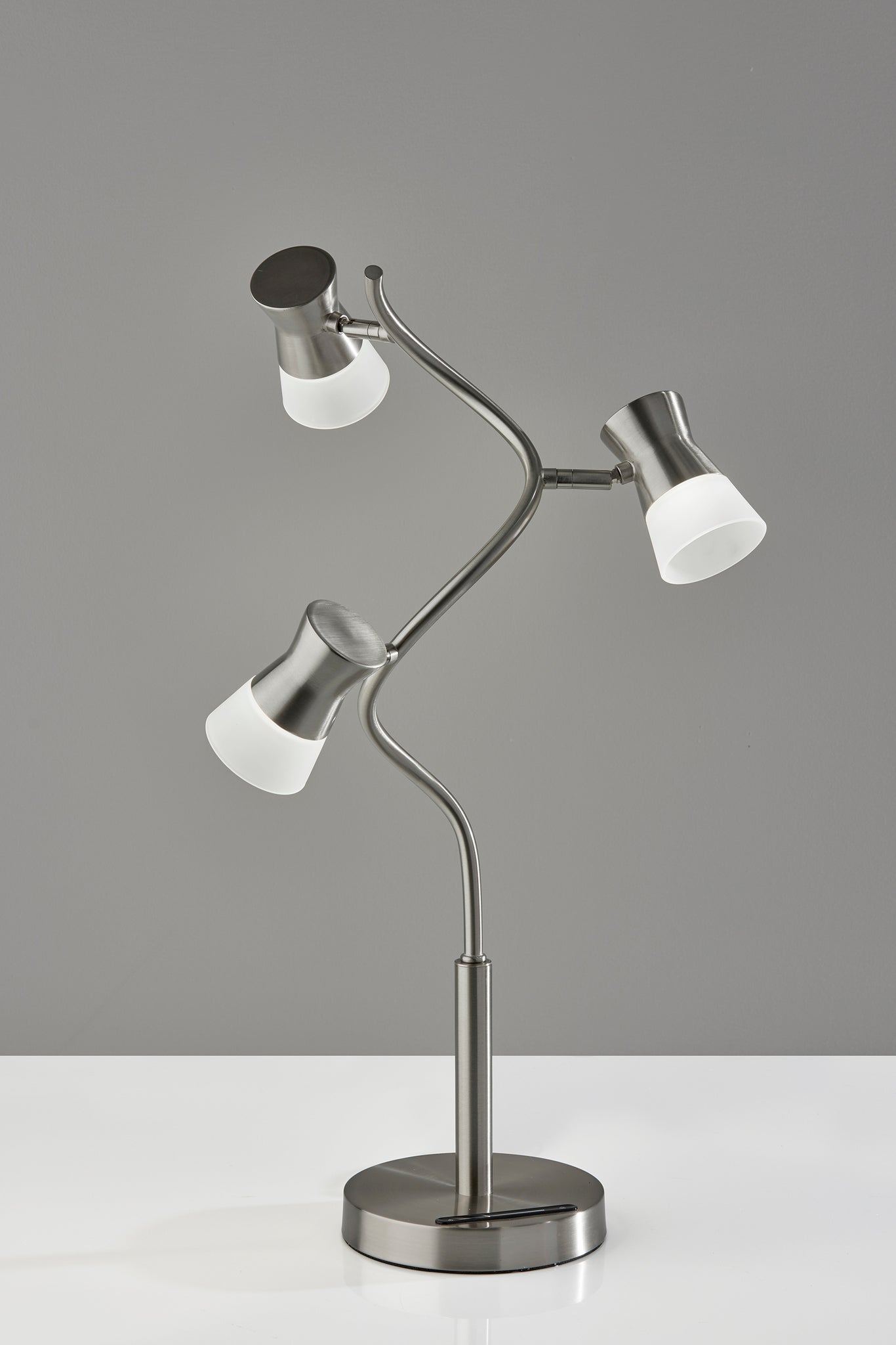 Cyrus LED Table Lamp w. Smart Switch