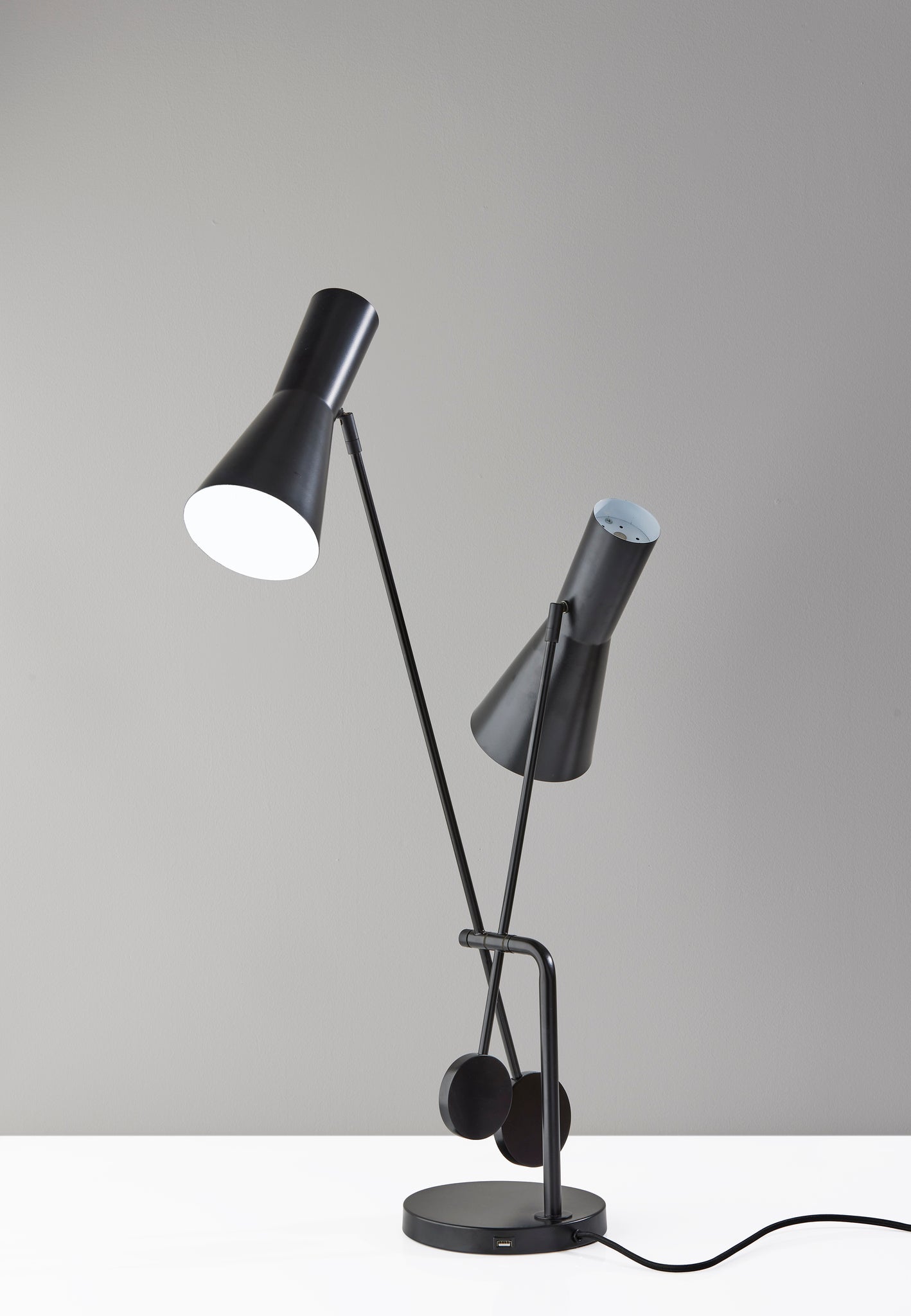 Bond Desk Lamp