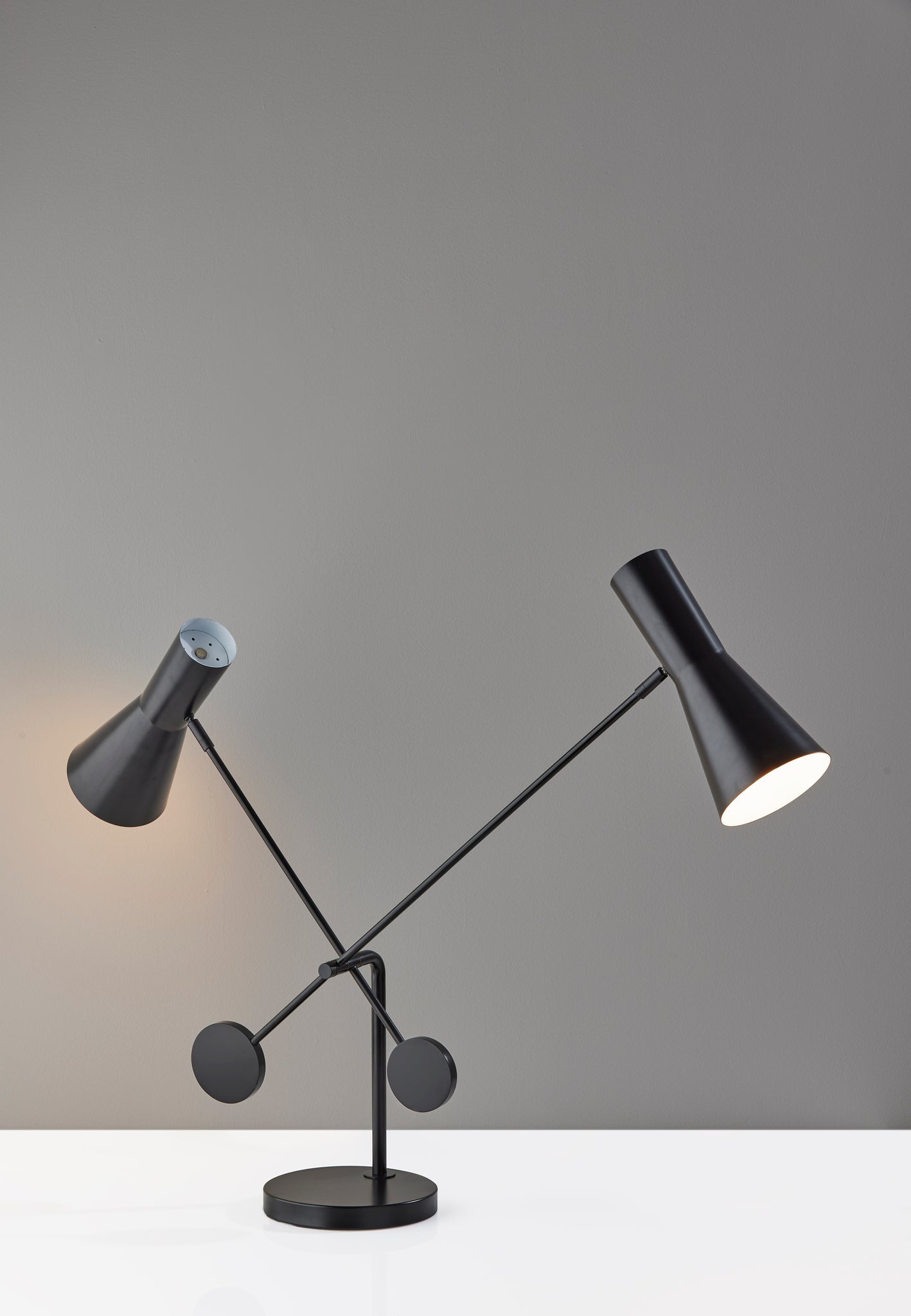 Bond Desk Lamp