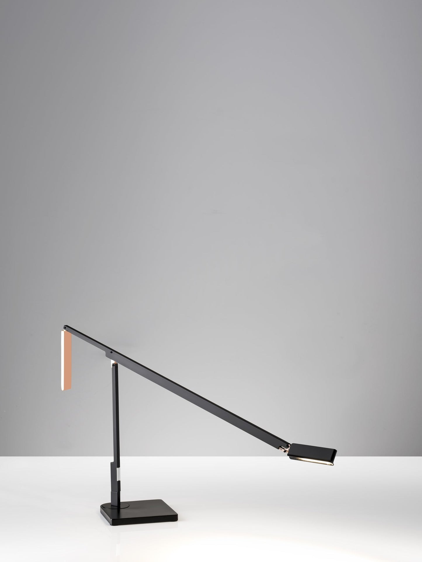 ADS360 Lazzaro LED Desk Lamp