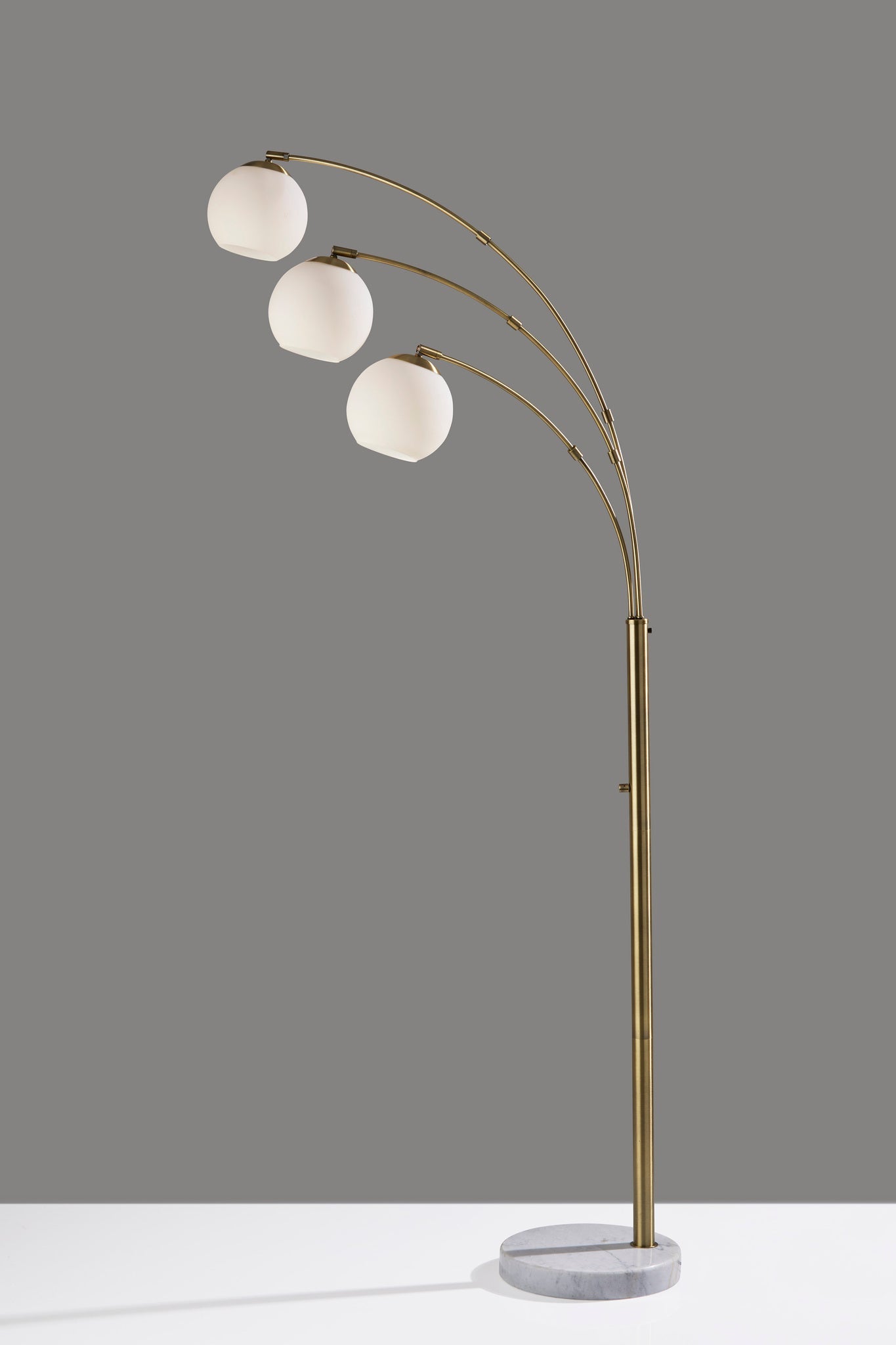Remi Arc Lamp