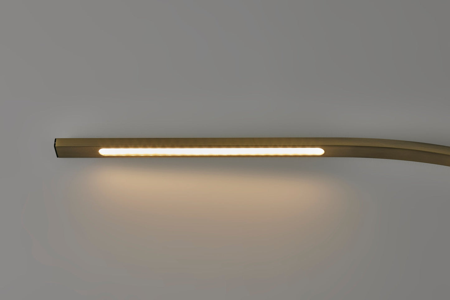 Sonic LED Arc Lamp w. Smart Switch