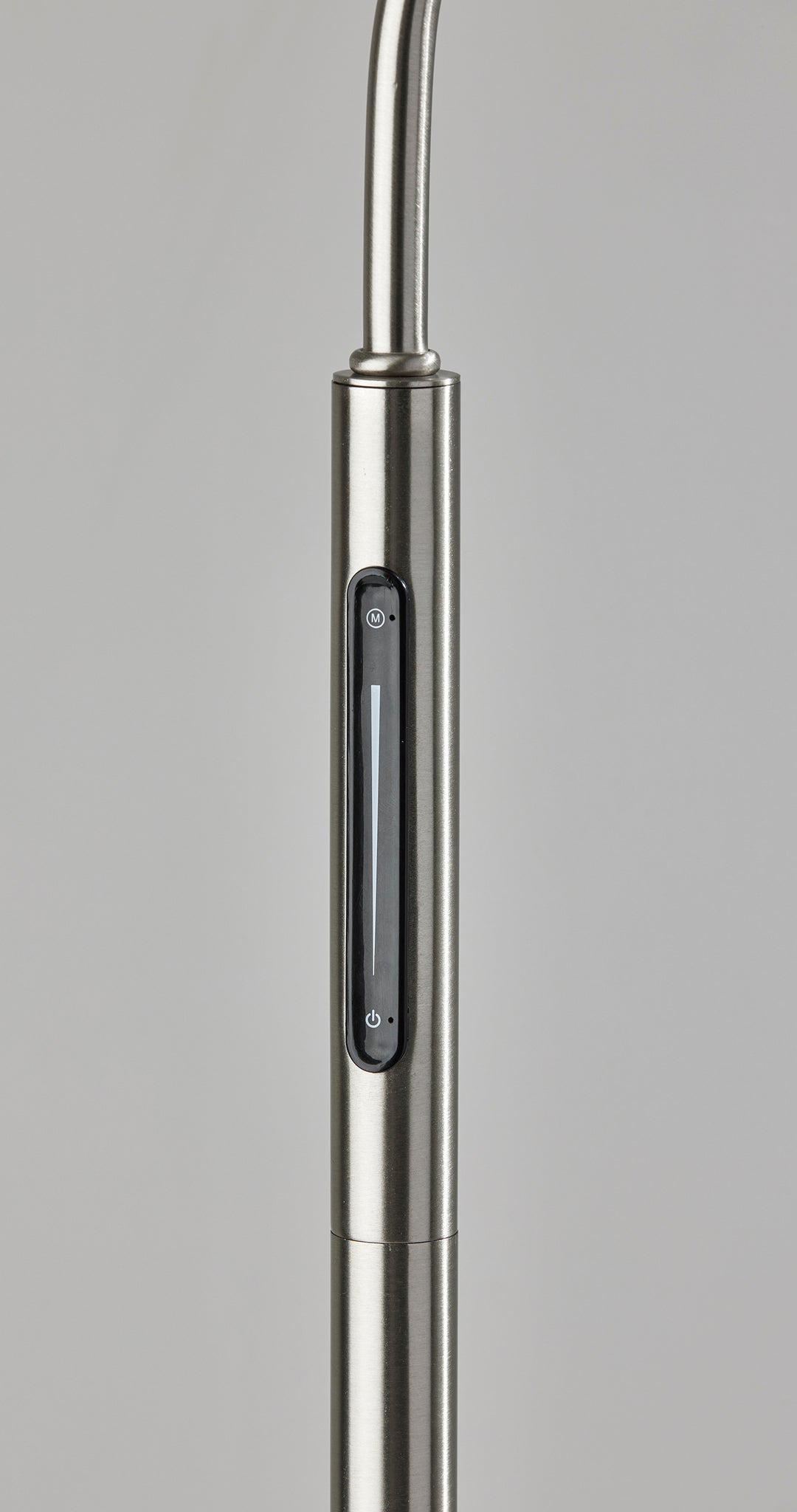 Cyrus LED Floor Lamp w. Smart Switch